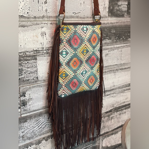 Aztec print with fringe crossbody purse with adj strap leather USA made - Picture 3 of 14